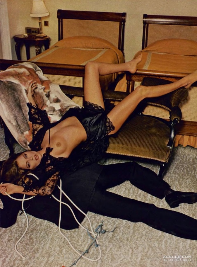 Barbara Bach nackt 78