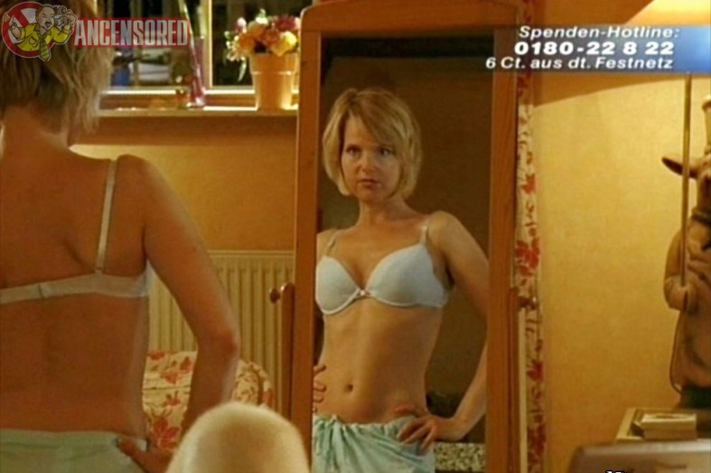 Bojana Golenac Gesäß sind sichtbar