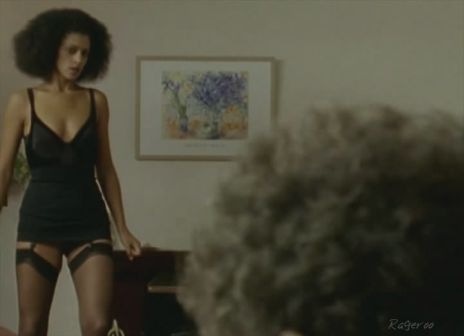 Cathy Tyson Amateurfotos nackter Arsch 80
