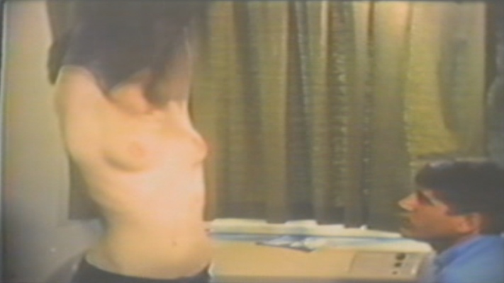 Damian Zisk Brüste 18