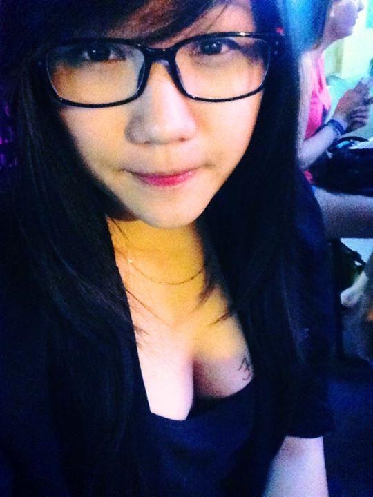 Dang Nguyen Van Anh explizite Fotos