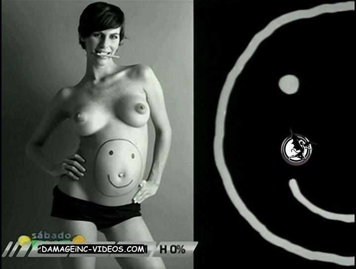 Dolores Moreno Fotoblitze zwischen den Beinen