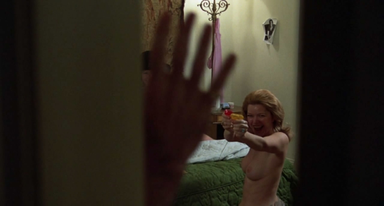 Ellen Burstyn Fotoblitze zwischen den Beinen
