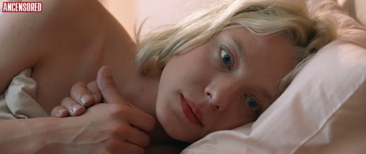 Io Alyona Mikhailova Brüste 20