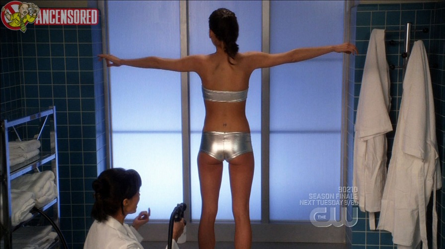 Jessica Stroup Brüste 36