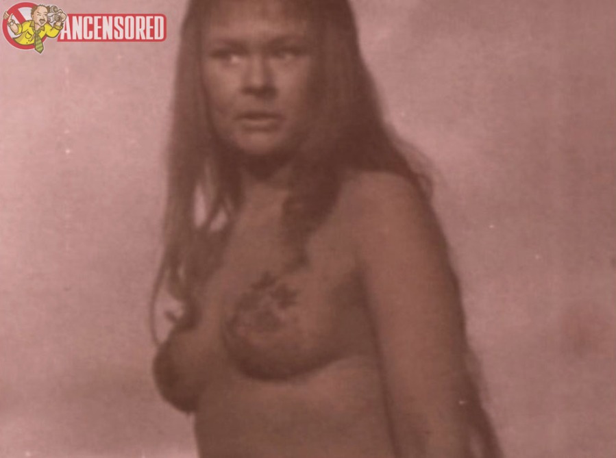 Judi Dench Strümpfe 63