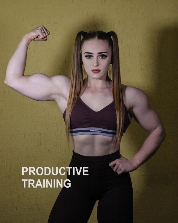 Julia Vins kein Höschen