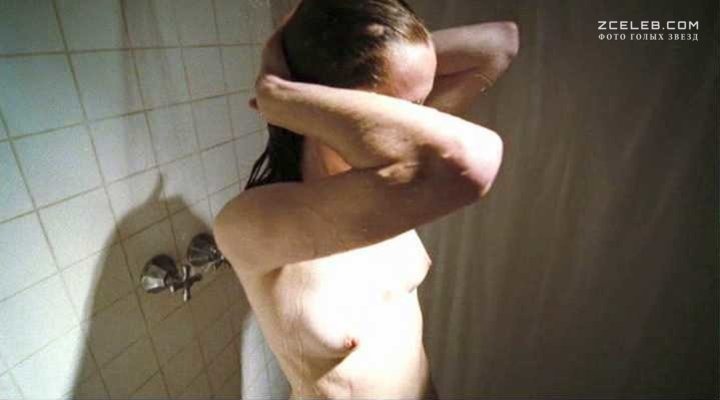 Kate Norby in Unterwäsche