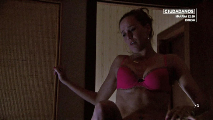 MariA Castro Höschen 51