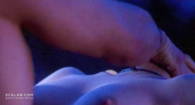 Marlee Matlin in Unterwäsche 92