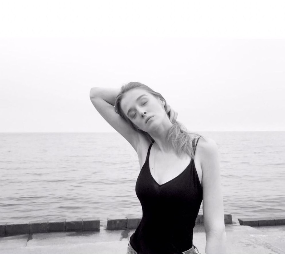 Milena Radulovic Strumpfhosen