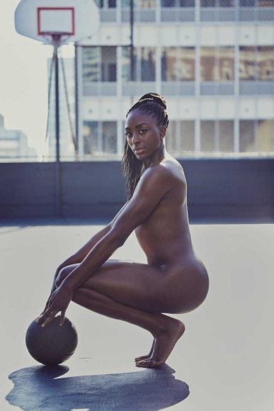 Nneka Ogwumike Arsch