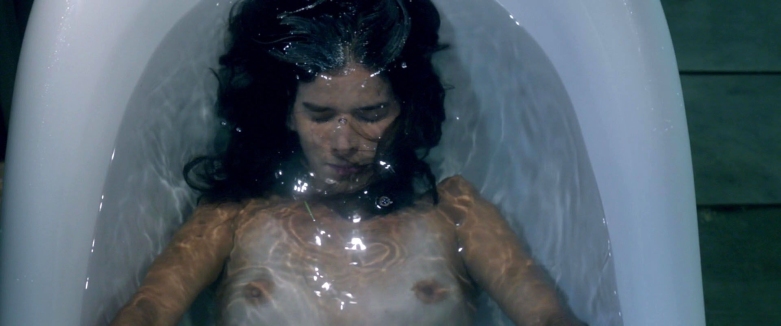 Patricia Velasquez - Verführerische Auftritte in sexy Outfits und freizügigen Posen