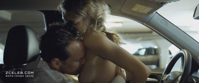 Entdecke die Schönheit von Penelope Mitchell in ihren atemberaubenden Nacktfotos mit beleuchteter Muschi