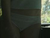 Stephanie Ellis nackte Brüste 28