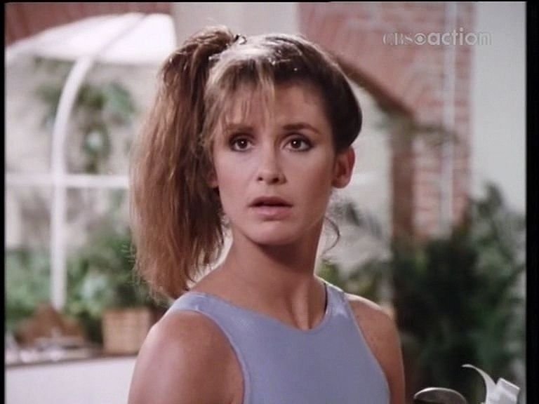 Stephanie Zimbalist nackte Brüste