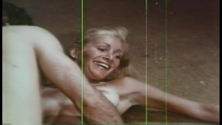 Suzy Mann Arsch 85