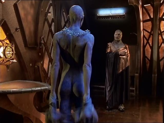 Virginia Hey nackte Brüste